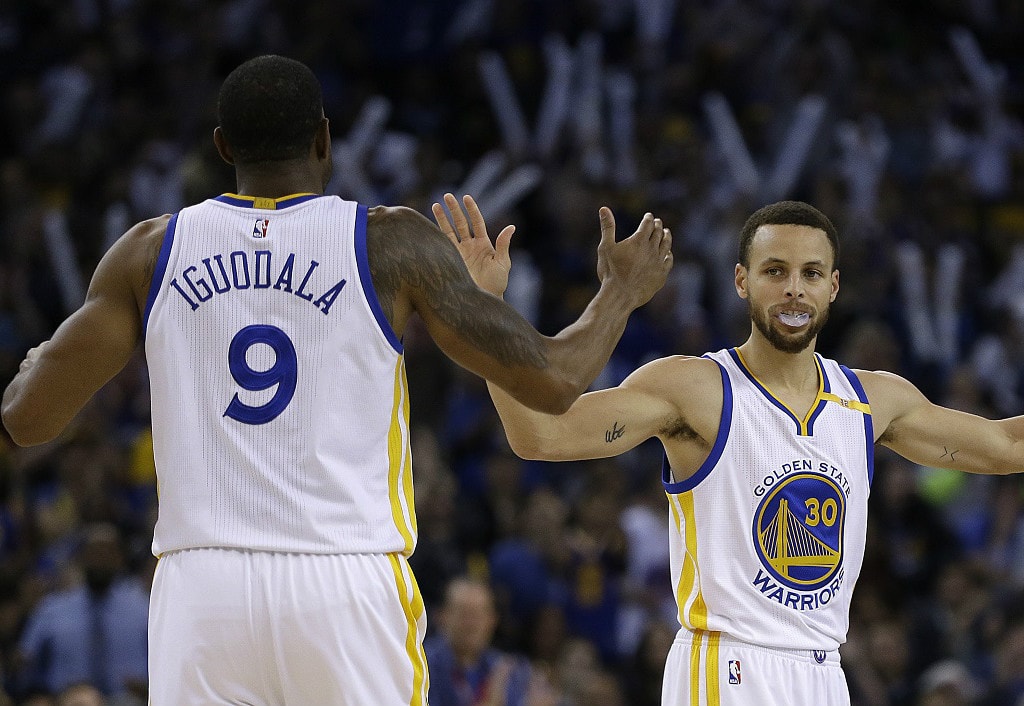 Steph Curry and the Warriors look to light up betting odds when they face the Lakers