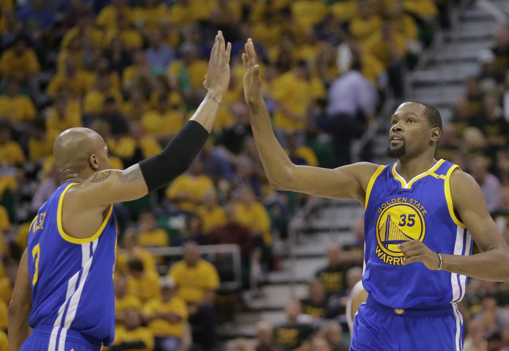The Warriors advanced to the Western Conference finals after beating basketball betting underdogs Utah Jazz, 121-95