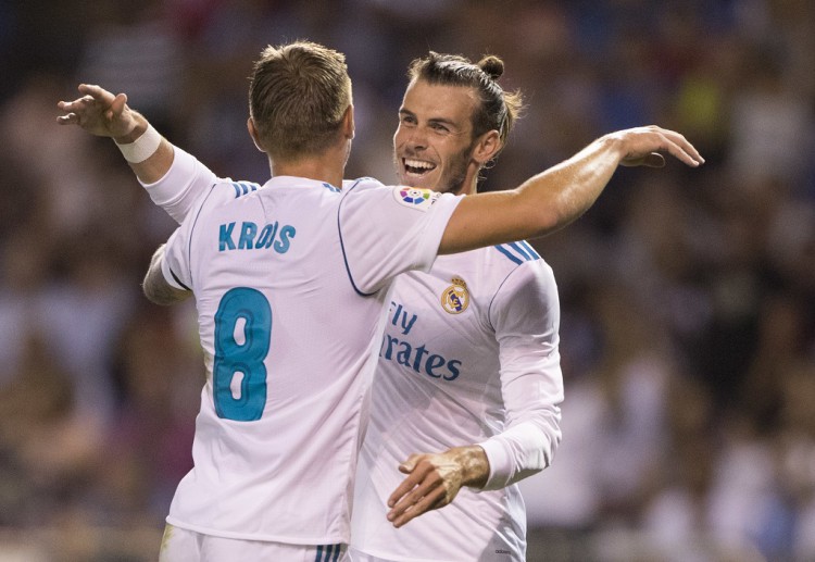 Gareth Bale berharap untuk membantu unggulan taruhan online Real Madrid dalam perjuangan mereka untuk mempertahankan gelar ketika melawan Valencia