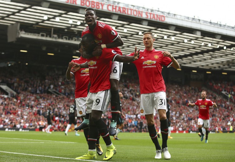 Premier League betting favours Manchester United to extend their fantastic start