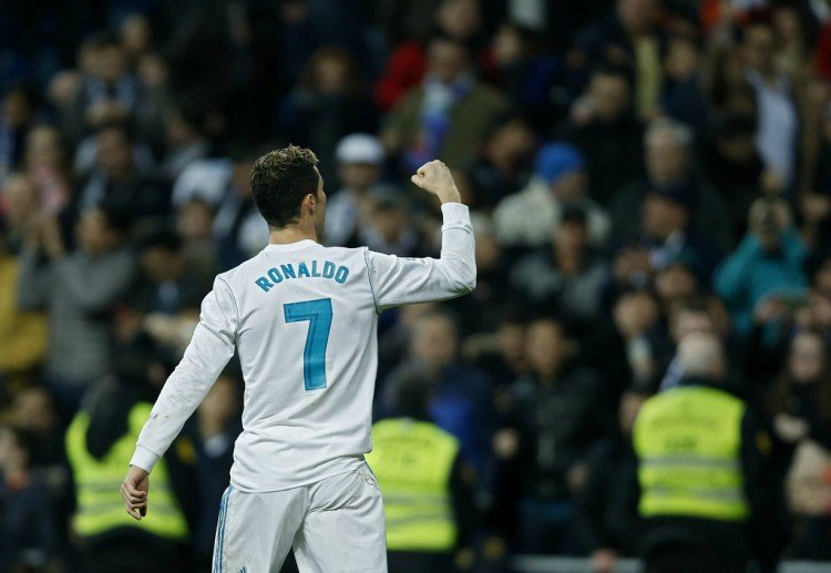 Real Madrid siap untuk terus memanjat papan klasemen setelah terus memenangkan pertandingan sepak bola mereka