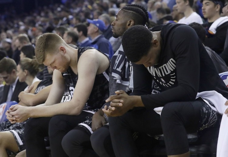 Live betting fans of San Antonio Spurs are starting to worry following the continuous defeat of the team this NBA season