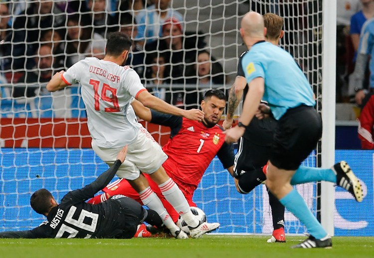 โรเมโร น่าจะชวดได้ลงเล่นบอลโลก 2018 นี้แล้วหลังได้รับบาดเจ็บจากการฝึกซ้อมกับทีมชาติ