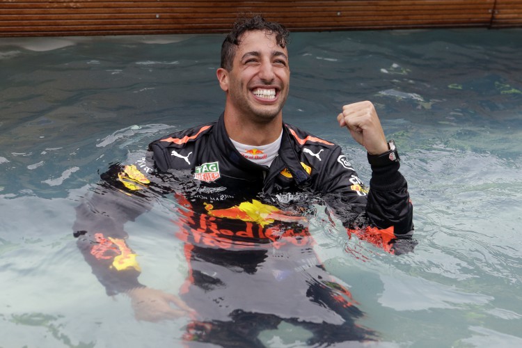 Betting websites believe that Daniel Ricciardo can make it back-to-back podium finishes