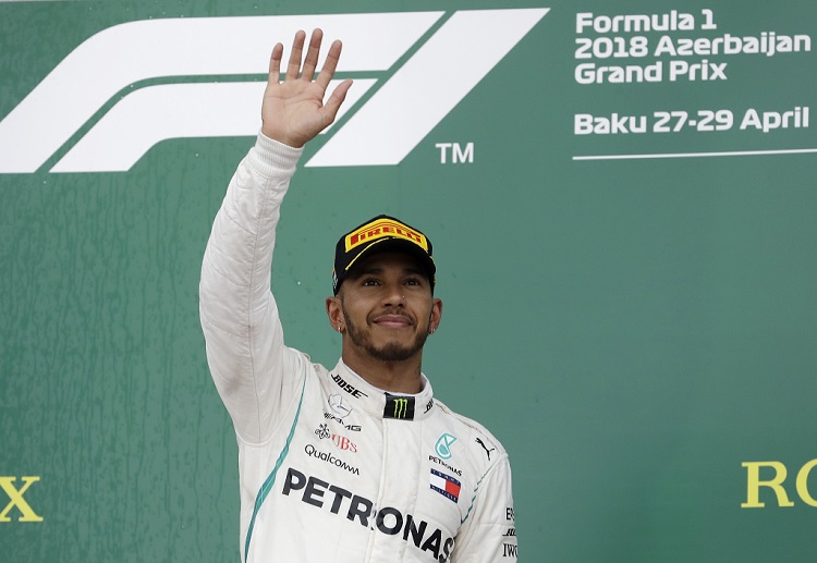 Cược thể thao: Hamilton cũng là người đoạt pole mùa trước với thành tích 1 phút 26,600 giây