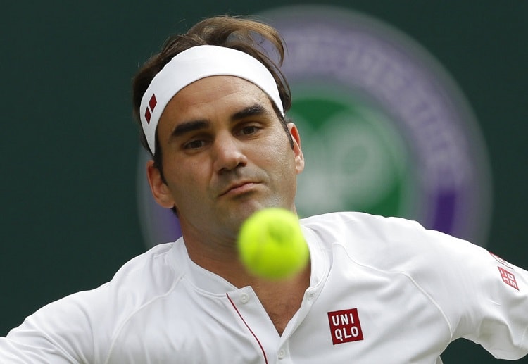 Roger Federer thắng cược tennis trị giá 408 triệu USD cùng Uniqlo
