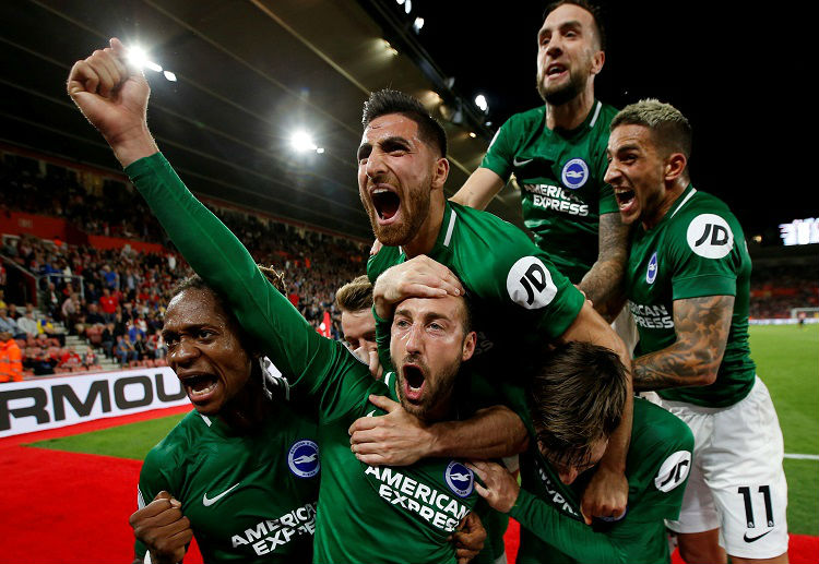 Premier League: Brighton's Glenn Murray puts Brighton on level terms with Southampton after converting a penalty