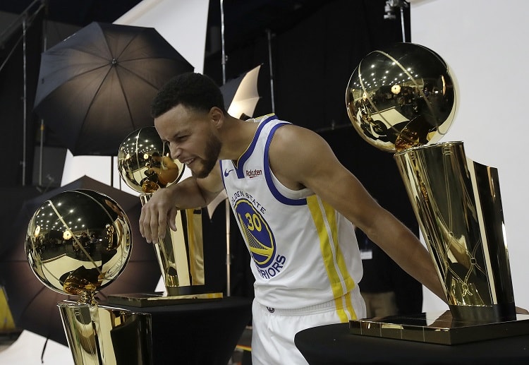 Stephen Curry pemain hebat NBA 2019