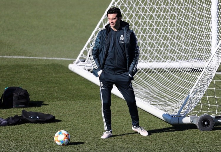 레알 마드리드의 산티아고 솔라리 감독은 다가오는 챔피언스리그 경기에서 그의 팀이 아약스를 이길 것이라는 자신감에 차 있다.