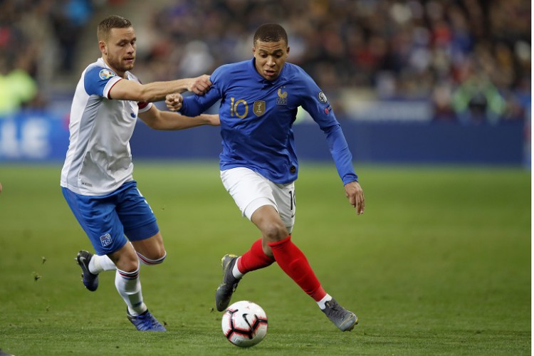 UEFA EURO Qualifiers: Iceland chưa có được bàn thắng danh dự