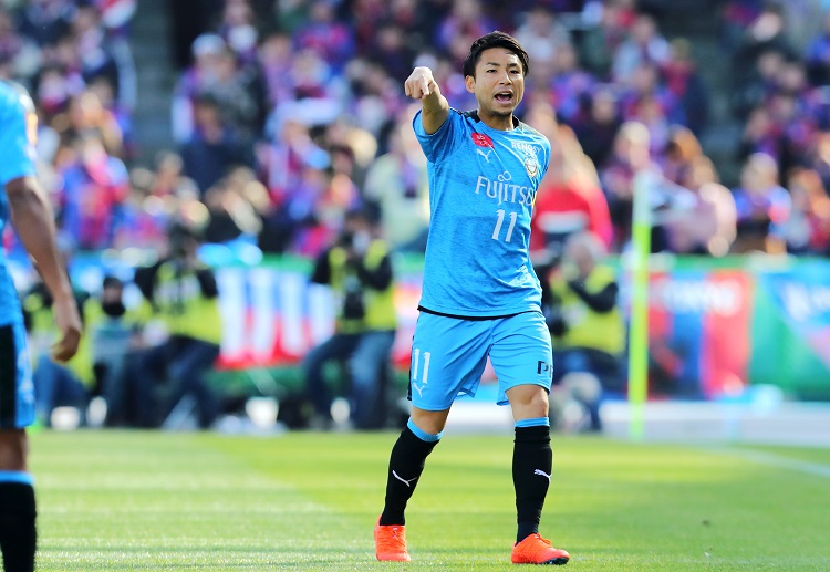 Kawasaki Frontale's Yu Kobayashi  creating a play against FC Tokyo