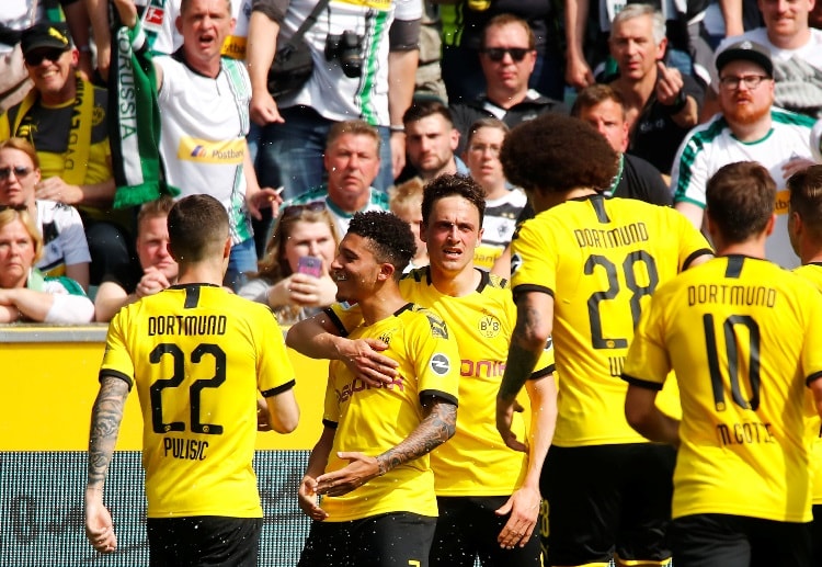 Jadon Sancho's goal helps Borussia Dortmund get a win against Monchengladbach in Bundesliga