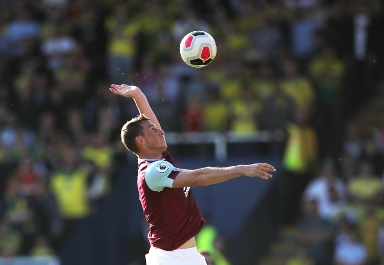 Chris Wood scores two goals to lead Burnley to a 2-0 win against Norwich City in Premier League