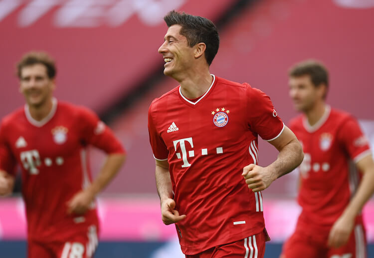 Robert Lewandowski finished with a hat-trick to help Bayern Munich win their latest Bundesliga match