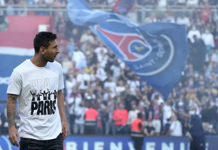 Ligue 1 fans warmly welcome Lionel Messi as PSG's newest player