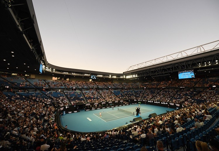 Anisimova sẽ đối đầu Ashleigh Barty tại vòng 4 Australian Open 2022.