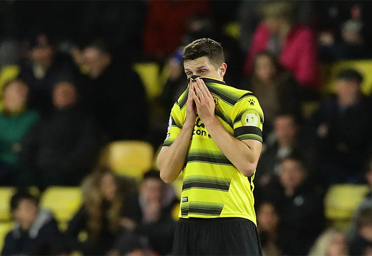 ဒီရာသီ ပရီးမီးယားလိဂ် ရဲ့ ရှုံးပွဲ အများဆုံး အသင်း ဖြစ်တဲ့ ဝက်ဖို့ဒ် ကတော့ ရွိုင်းဟော့ဆန်နဲ့ အတူ တန်းမဆင်းရရေး အားစိုက် ရုန်းနေပေမယ့် ရလဒ်တွေ ဆိုးရွားနေဆဲ ဖြစ်ပါတယ်။