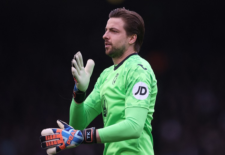 နော့ဝှစ်ချ်စီးတီး ကတော့ ပရီးမီးယားလိဂ် အပါအဝင် ပြိုင်ပွဲစုံ နောက်ဆုံး ၆ ပွဲဆက် အရှုံးနဲ့ အတူ ဇယား အောက်ဆုံးမှာ ဆက်လက် ရပ်တည်နေခဲ့ပြီး တန်းဆင်းရဖို့ တဖြည်းဖြည်း သေချာသထက် သေချာလာခဲ့ပြီ ဖြစ်ပါတယ်။