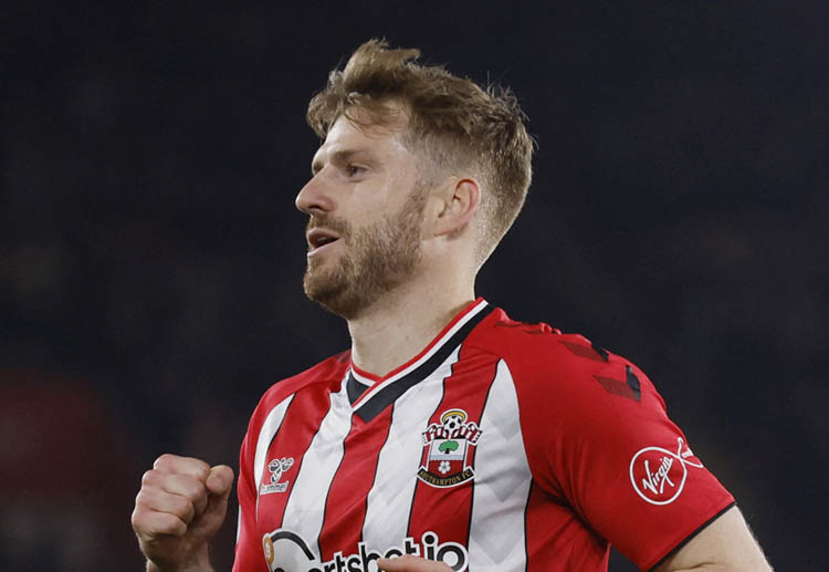 နှစ်အစပိုင်းမှာ ရလဒ်တွေ ကောင်းခဲ့တဲ့ ဆောက်သမ်တန် ကတော့ ပရီးမီးယားလိဂ် ၂ ပွဲဆက် အရှုံးနဲ့ အတူ အမှတ်ပေးဇယား အဆင့် ၁၀ နေရာကို ပြန်ဆင်းခဲ့ရပါတယ်။