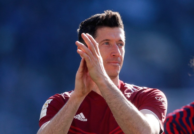 Robert Lewandowski merupakan pencetak gol terbanyak di Bundesliga musim ini