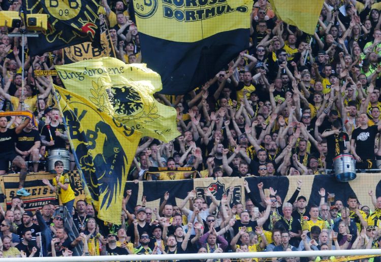 Bundesliga: Alexander Meyer nhiều khả năng sẽ đóng vai trò là phương án dự phòng nơi khung gỗ cho thủ thành Gregor Kobel