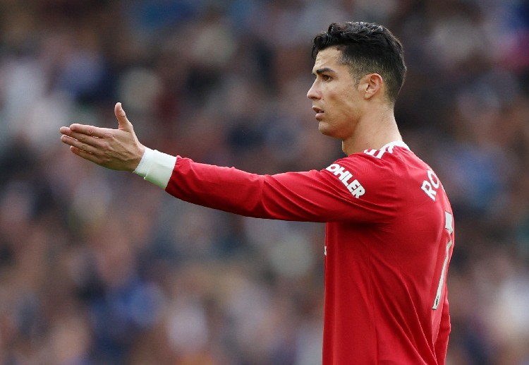 Premier League: Cristiano Ronaldo dù không nhận được sự hỗ trợ tốt nhất, vẫn có được 18 bàn thắng ở Premier League.