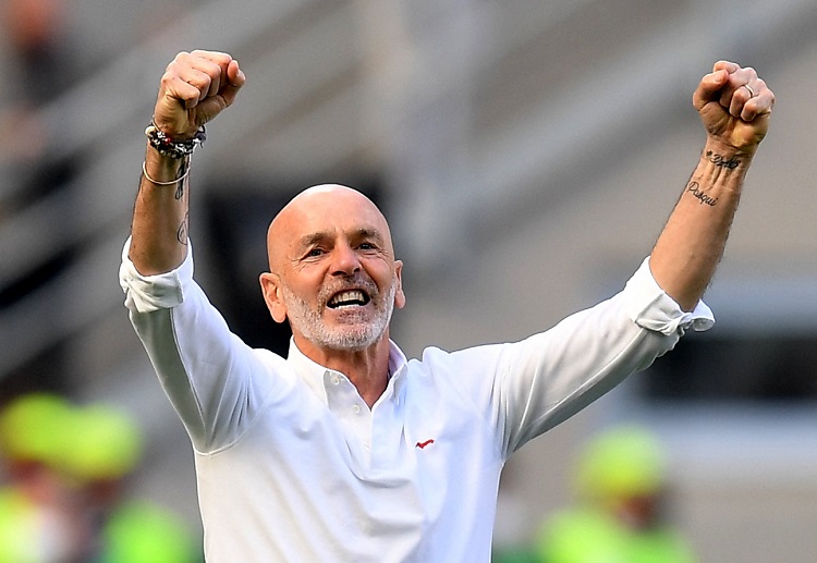 AC Milan boss Stefano Pioli will be looking to reclaim the number one spot in Serie A