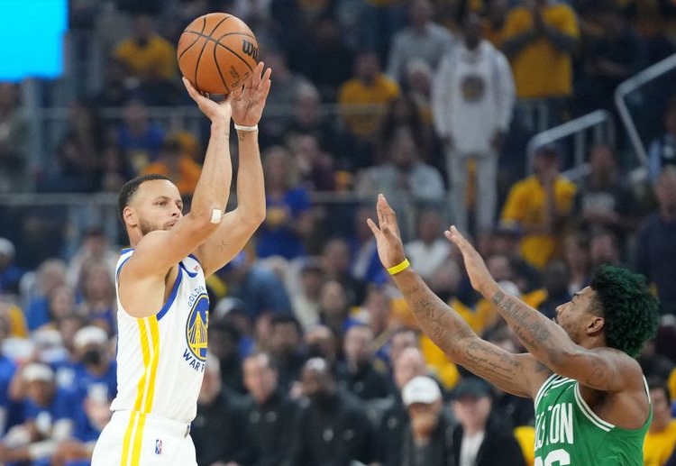 Steph Curry is ready to dominate and give the Warriors a 2-1 lead in the NBA Finals against Celtics