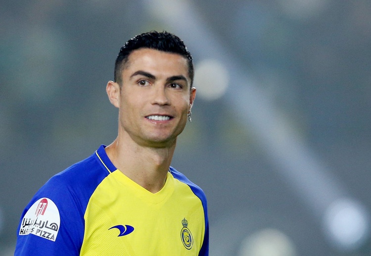 Cristiano Ronaldo akan bermain sepak bola di Arab Saudi.