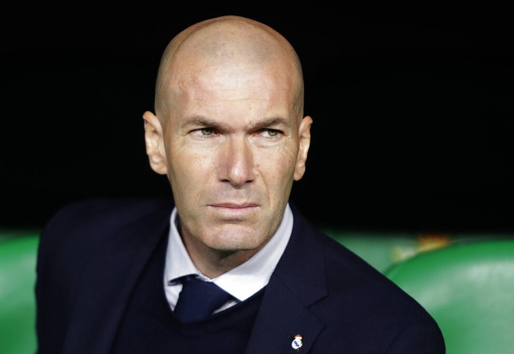 Zinedine Zidane masuk kandidat latih raksasa La Liga