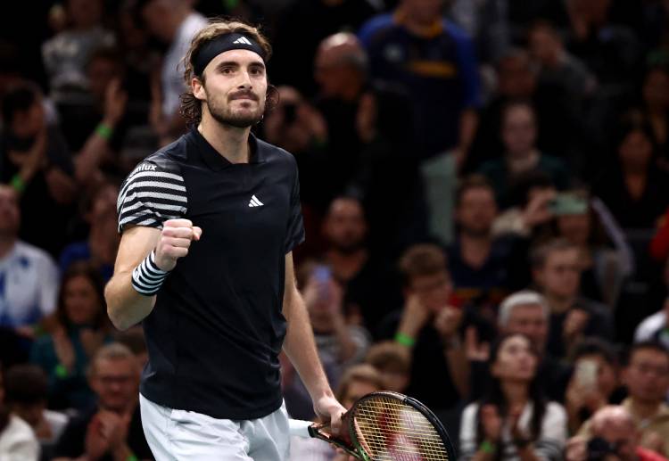 Stefanos Tsitsipas will face Grigor Dimitrov in the semifinals of the Paris Masters