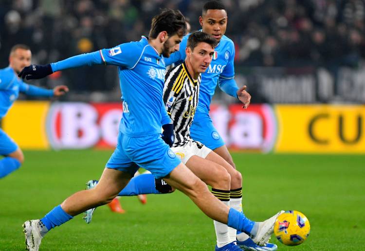 Serie A: Napoli vẫn chưa thể cải thiện tình hình sau khi thay tướng