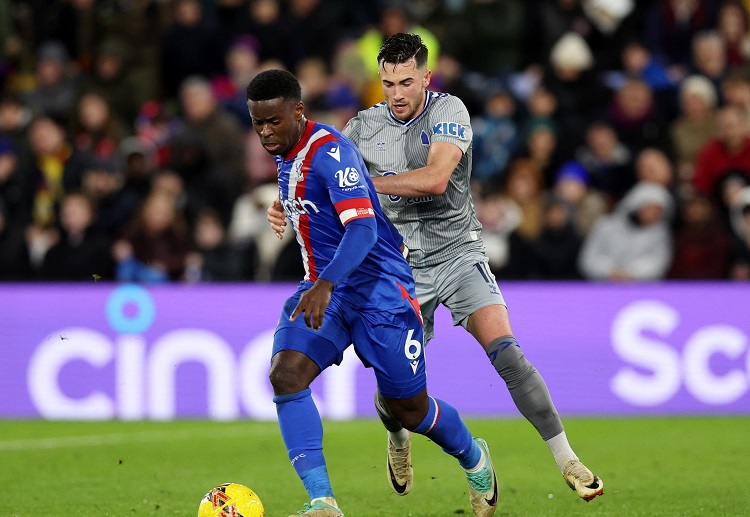 Crystal Palace sẽ phải đá lại vòng 3 FA Cup trên sân đối phương