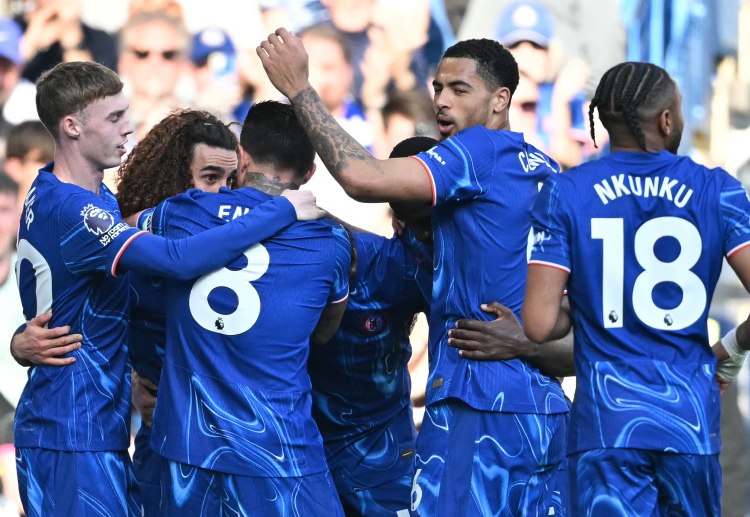 ကျွမ်းကျင်သူ တချို့ ကတော့ ချဲလ်ဆီးရဲ့ အခုလို လက်တလုံးခြား လုပ်ဆောင်မှုတွေကြေင့် ပရီးမီးယားလိဂ် အနေနဲ့ ဘဏ္ဍာရေး စည်းမျဉ်းတချို့ကို ပြန်လည် ပြင်ဆင်ရဖွယ် ရှိကြောင်း သုံးသပ်လျက် ရှိနေပါတယ်။