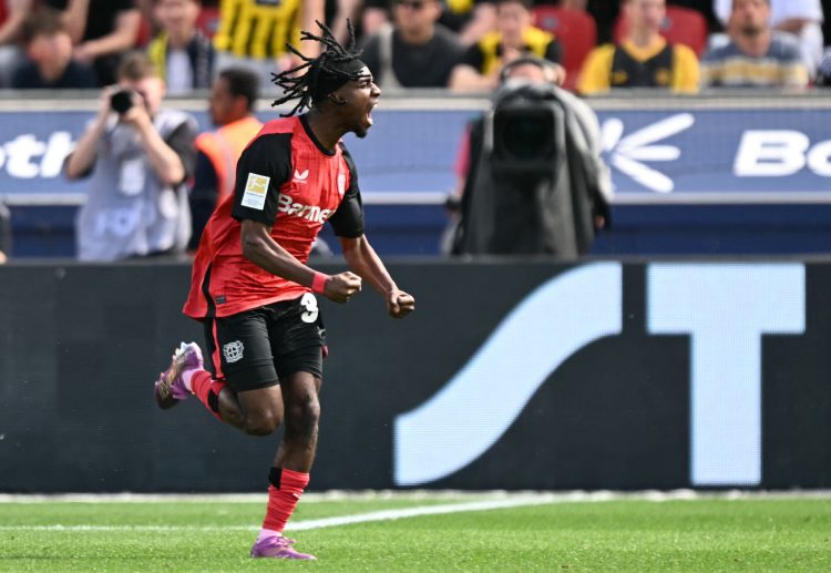 足球 利物浦则从德甲淘得新援,将才华横溢的中场弗林蓬带到安菲尔德。