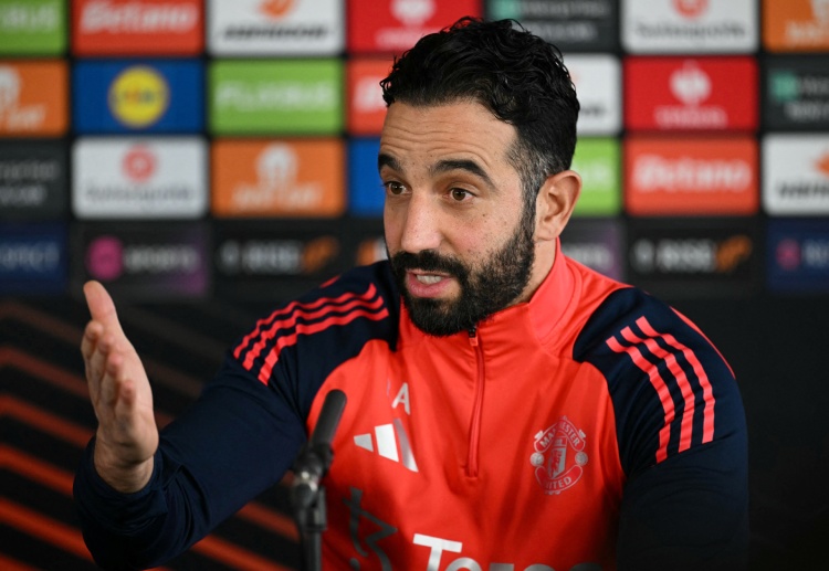 ယူနိုက်တက်ဟာ လာမယ့် ရာသီ ပရီးမီးယားလိဂ် အဖွင့် ပွဲစဉ် အဖြစ် အာဆင်နယ်နဲ့ ရင်ဆိုင်ရမှာလည်း ဖြစ်ပါတယ်။