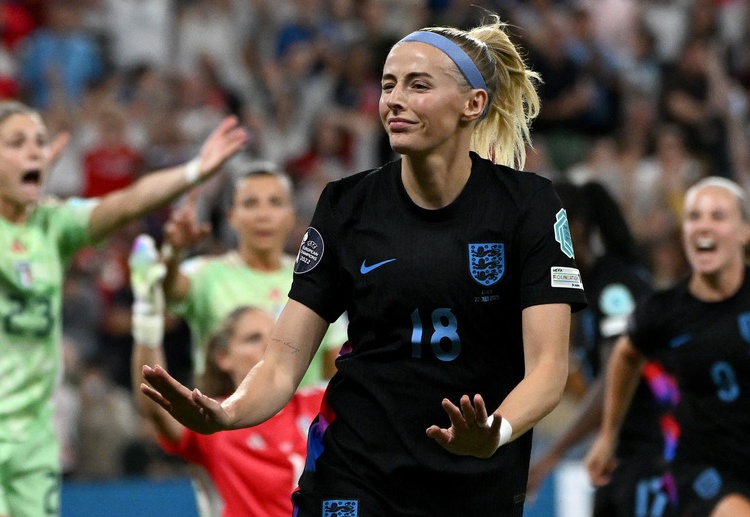 欧锦赛 英格兰女足凭借凯莉的绝杀进球，以2比1力克意大利，晋级决赛。