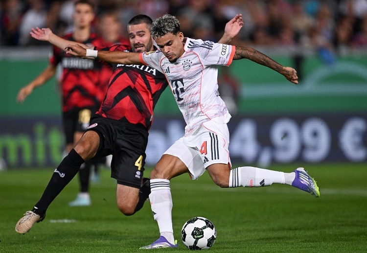 德甲联赛 拜仁新援开局亮眼，迪亚斯两射两中技惊四座。