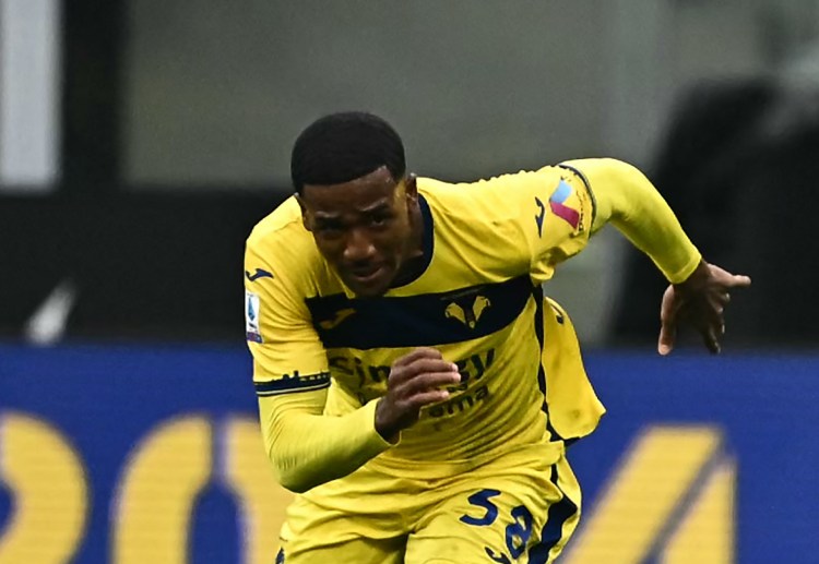 英超联赛 狼队宣布以1250万欧元签下意甲维罗纳右后卫查祖亚。