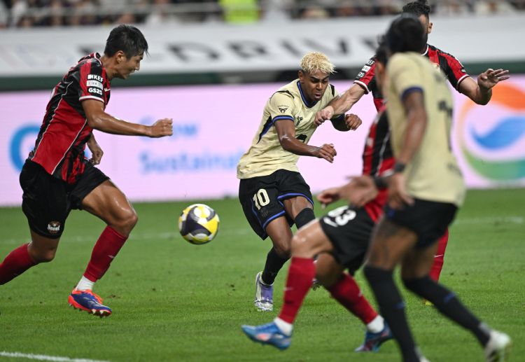 ယာမယ်ဟာ ပြီးခဲ့တဲ့ ၂၀၂၃-၂၀၂၄ ဘောလုံးရာသီကမှ လာလီဂါ ကလပ် ဘာစီလိုနာရဲ့ အဓိက ကစားသမား တစ်ဦး ဖြစ်လာခဲ့သူပါ။