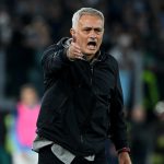 ဘာလို့လဲ ဆိုတော့ သူက ပရီးမီးယားလိဂ်ကို ပြန်လာဖို့ အမြဲတမ်း မျှော်လင့်နေတာလေ။ သူက ဘယ်ကလပ်မှာမှ ၂ နှစ်၊ ၃ နှစ်ထက် ပိုပြီး မနေတတ်ဘူး။