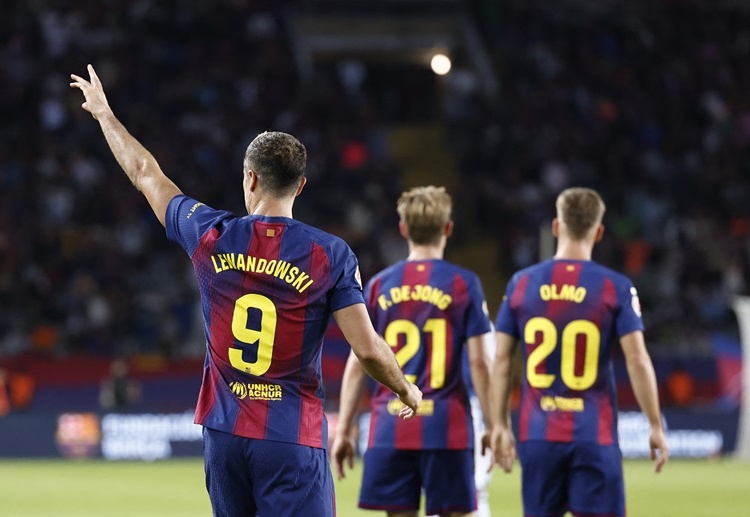 ဘာစီလိုနာ ကတော့ ဒီရာသီ လာလီဂါမှာရော၊ ချန်ပီယံလိဂ် မှာပါ ရှုံးပွဲ လုံးဝ မရှိသေးပါဘူး။