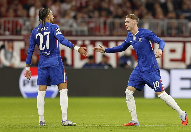 ပါးလ်မား ကိုတော့ ပရီးမီးယားလိဂ် ကလပ်ဟောင်း မန်ချက်စတာစီးတီးက မြင့်မားတဲ့ ပြောင်းရွှေ့ကြေးနဲ့ ပြန်လည် ခေါ်ယူလိုကြောင်း သတင်းတွေ ထွက်ပေါ်ခဲ့ဖူးပါတယ်။