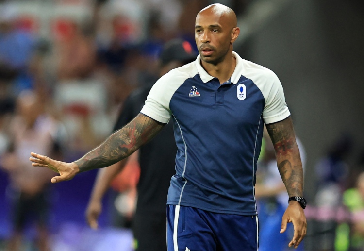 ဒီရာသီ အာဆင်နယ်ရဲ့ အဓိက အောင်မြင်မှု ပစ်မှတ်က နှစ်ပေါင်း ၂၀ ကျော်ကြာ ဝေးကွာနေတဲ့ ပရီးမီးယားလိဂ် ချန်ပီယံဆုကို ကိုင်မြှောက်နိုင်ရေး၊ ချန်ပီယံလိဂ်မှာ ပထမဦးဆုံး အကြိမ် ဗိုလ်စွဲနိုင်ရေးတို့ ဖြစ်ပါတယ်။