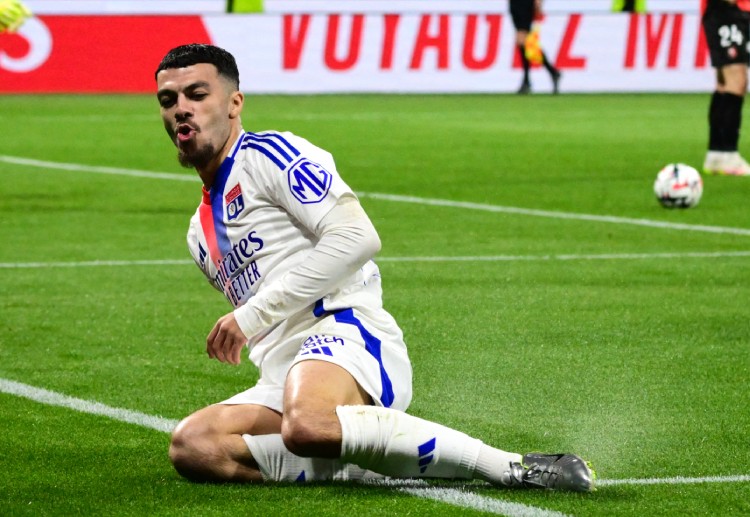 La Liga club Villarreal paid a club-record €30 million to Lyon for the services of Georges Mikautadze