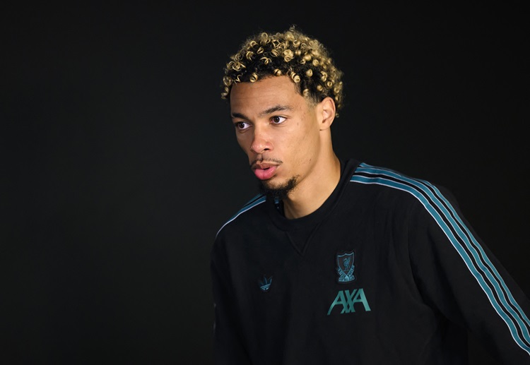 အစ်ကီတီကီ ကတော့ ပီအက်စ်ဂျီမှာ ကစားစဉ်က ချန်ပီယံလိဂ်မှာ အရန်ခုံမှာသာ အချိန်ကုန်ခဲ့ရပြီး လက်ရှိ မှာတော့ လစ်ဗာပူးလ်နဲ့ အတူ ဒီပြိုင်ပွဲမှာ သူ့ကိုယ်သူ သက်သေပြချင်နေပါတယ်။