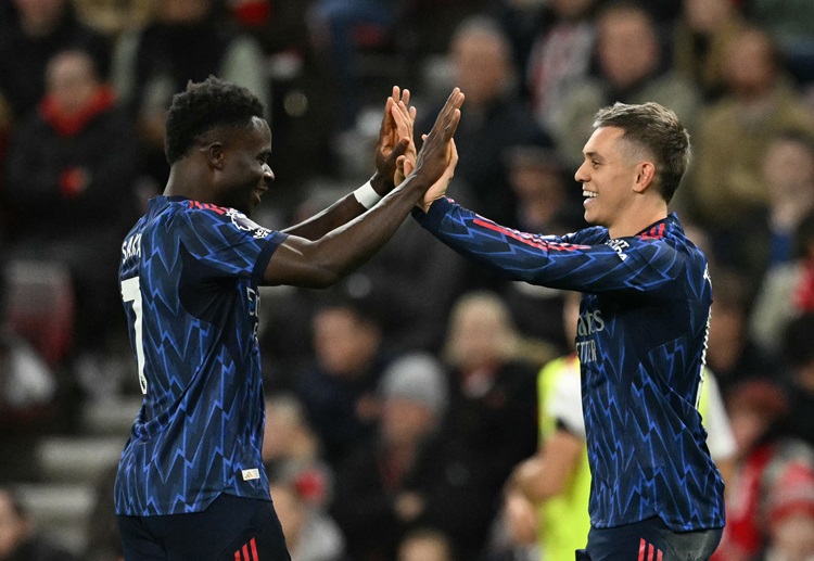 Premier League: Arsenal có một trận đấu vất vả