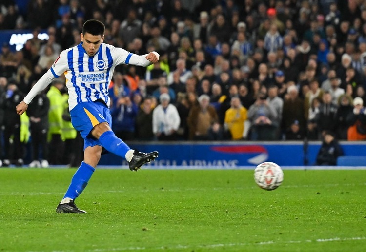 ဖေဘီယန် ဟက်ဇီလာရဲ့ ဘရိုက်တန်က ပရီးမီးယားလိဂ် နောက်ဆုံး ၅ ပွဲမှာ ၂ ပွဲနိုင်၊ ၂ ပွဲ သရေ၊ ရှုံးပွဲ ၁ ပွဲ ရှိထားပါတယ်။