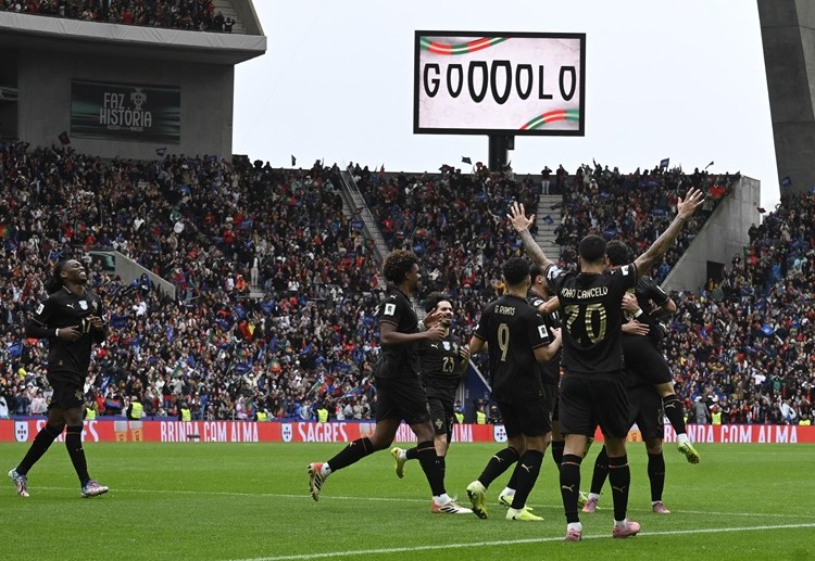 世界杯预选赛 葡萄牙最终以9比1获胜,其中内维斯同样凭借出色表现上演帽子戏法。