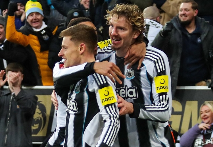 英足总杯 巴恩斯加时再入一球,助纽卡斯尔扭转局势。